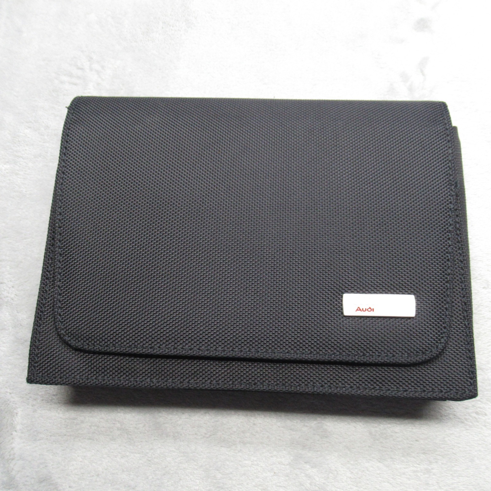 2010 Audi Q5 Owners Manual Black Portfolio Case Booklet Holder Car Driver Oem
